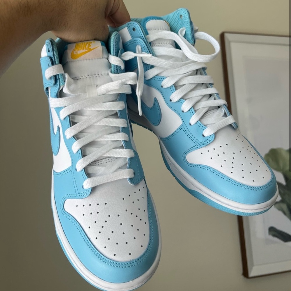 Nike High-Top Sneakers - White and Blue